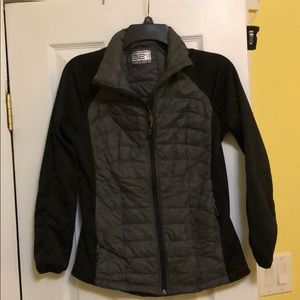 Black and grey work out jacket